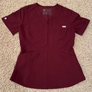 Figs Women's Short Sleeve Burgundy Tee